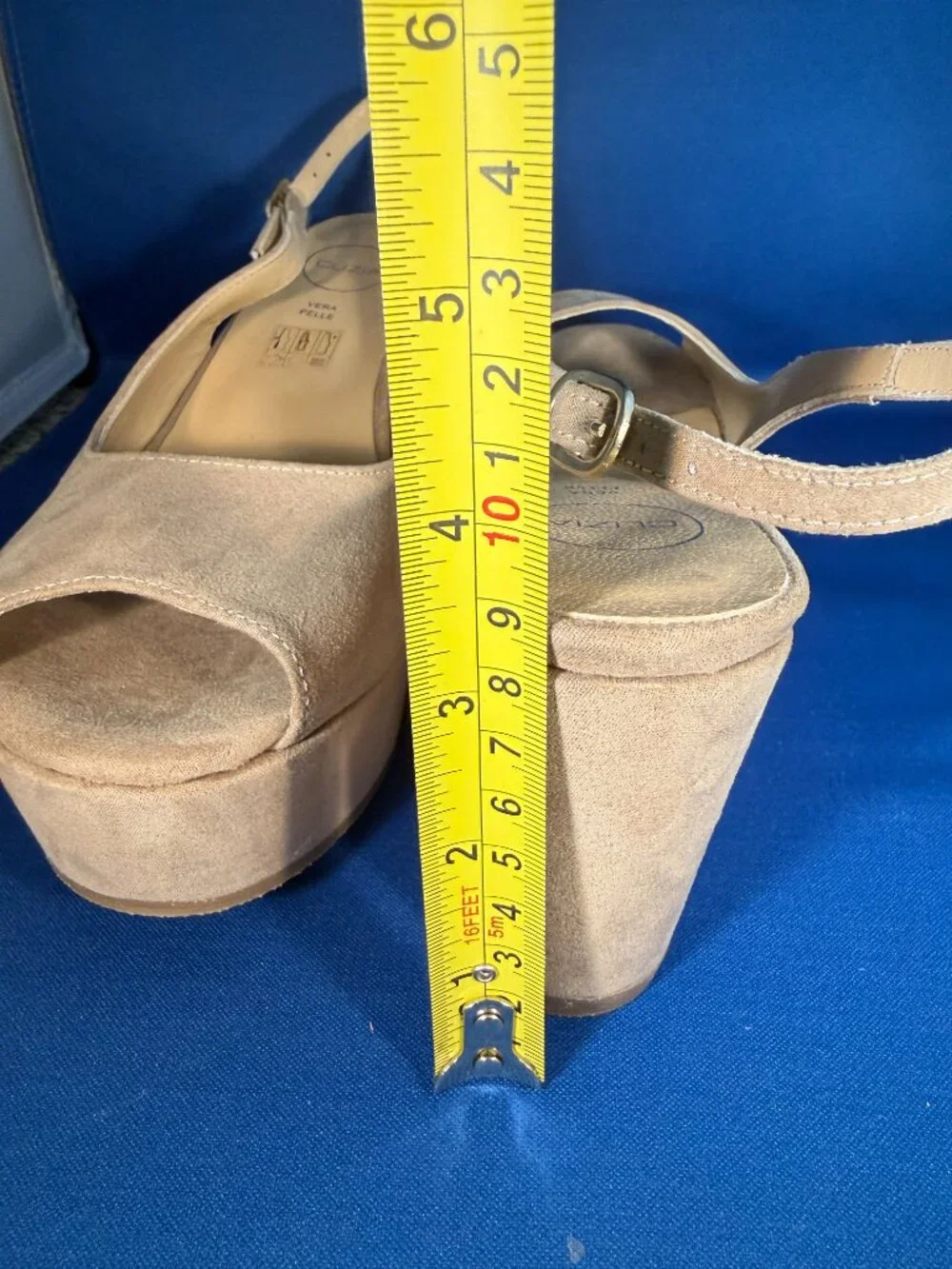 clizia beige suede peep toe wedge platform shoes